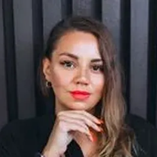 Лебеденкова Алина Борисовна